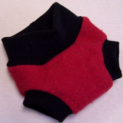 Cherry/Black Hybrid Soaker, sz S-