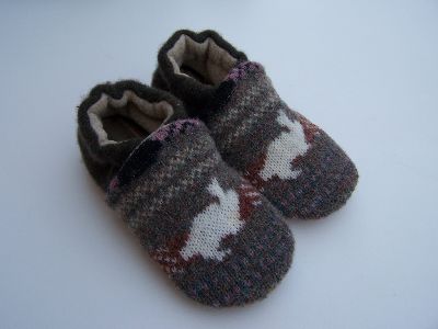 Slight Second Hippity Hop (White)  Recycled Wool Slippers, sz 3T-