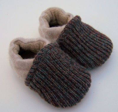 Basic Bark/Cream Recycled Slippers, sz 0-6m-