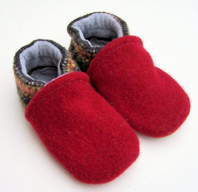Red/Stripe Heel Recycled Slippers, sz 2T-